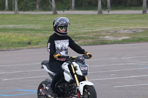 1 Am Riding Developing Defensive Riding Skills: Crucial for Beginners - NOLA Riding ...