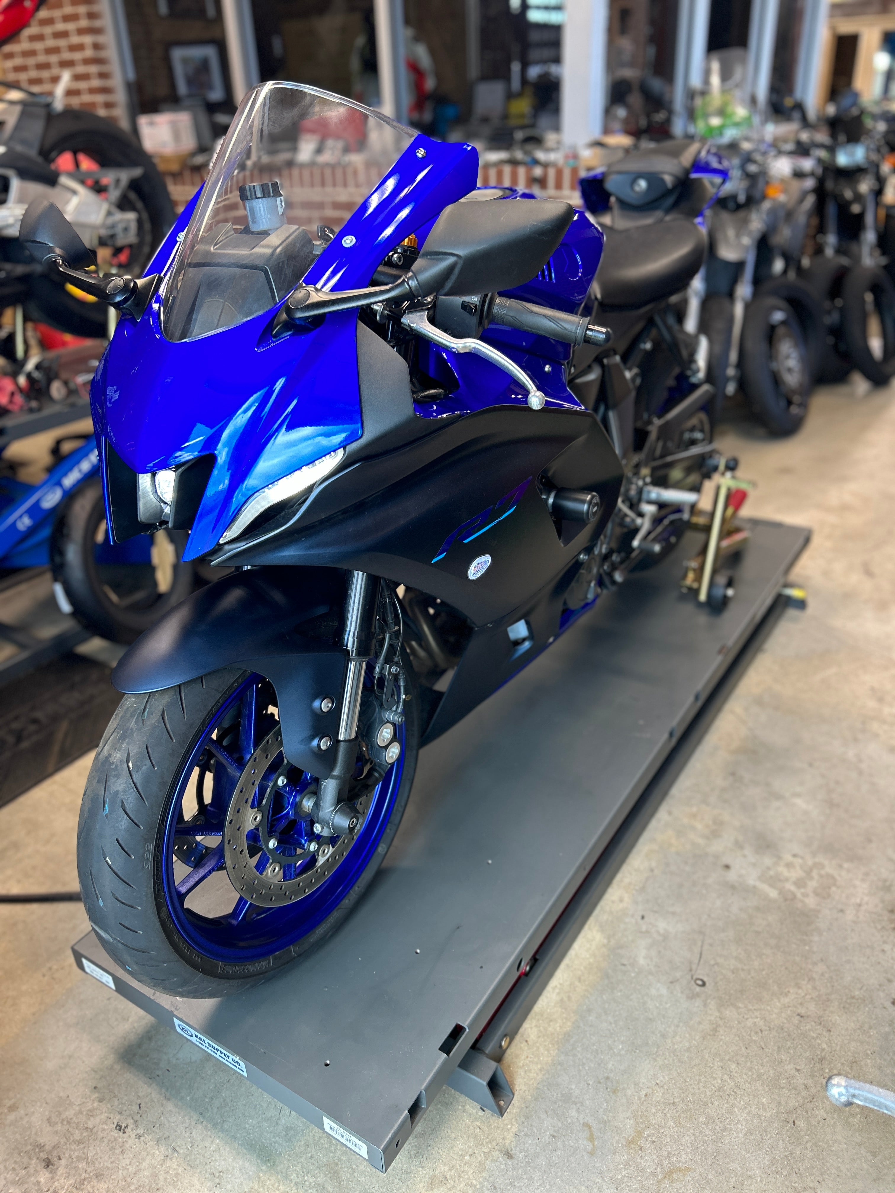 Yzf R7 Riding Style Yamaha 2022 Motorcycles